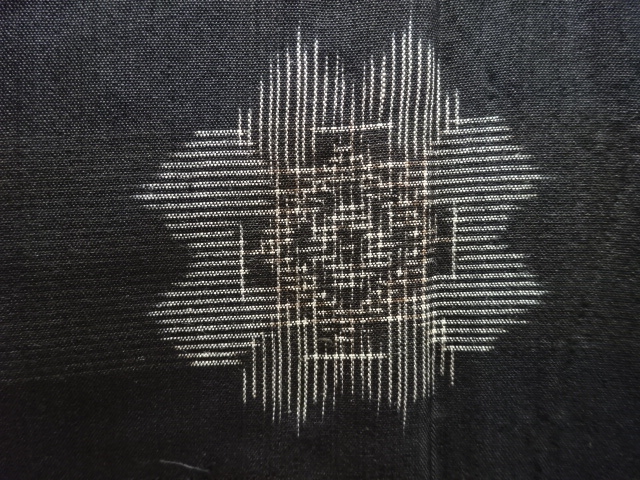 JAPANESE KIMONO / ANTIQUE ABSTRACT FLOWER PATTERN WOVEN DORO OSHIMA TS